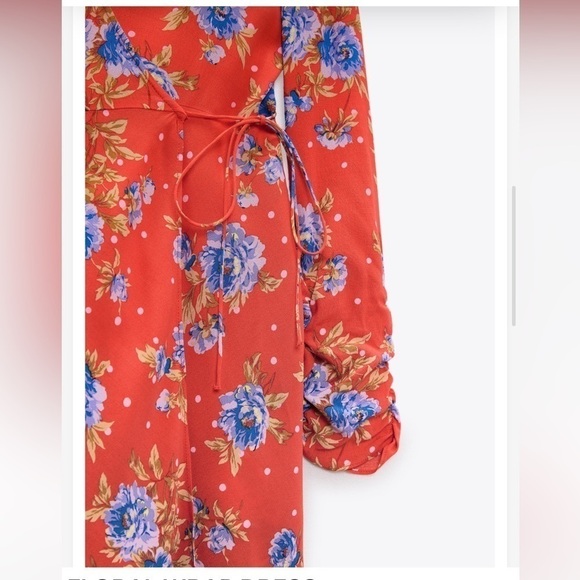 Zara | NWT Red Floral Wrap V-Neck Ruched 3/4-Length Sleeve Dress XS - Picture 7 of 13